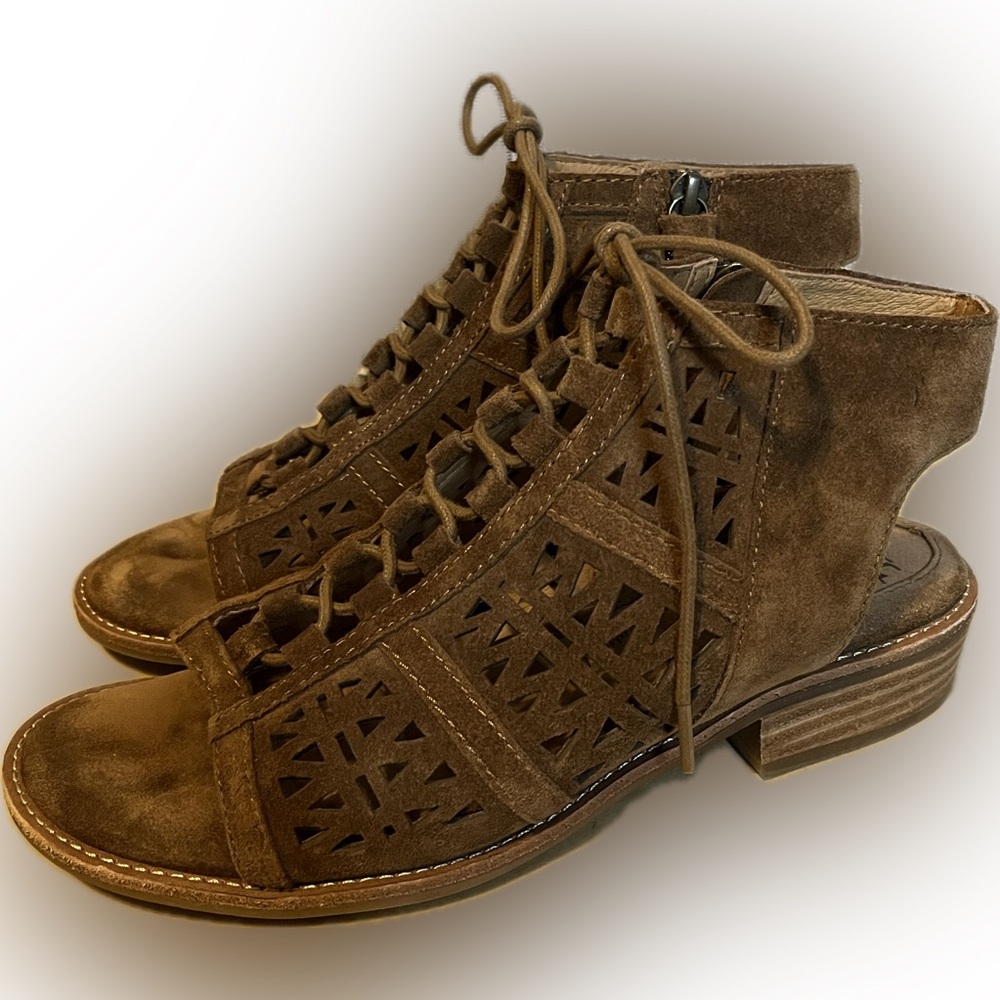 Sofft Nora Brown Gladiator Sandals size 7.5M - Picture 2 of 10